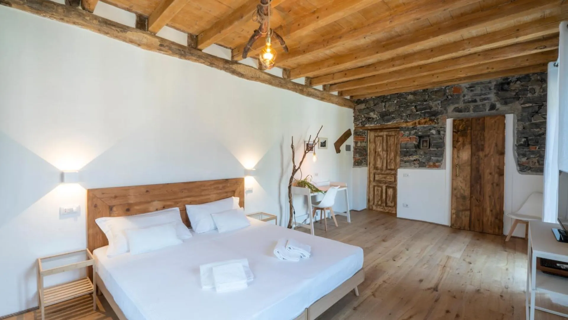 Salice Divino Hotel Lezzeno Gæstehus