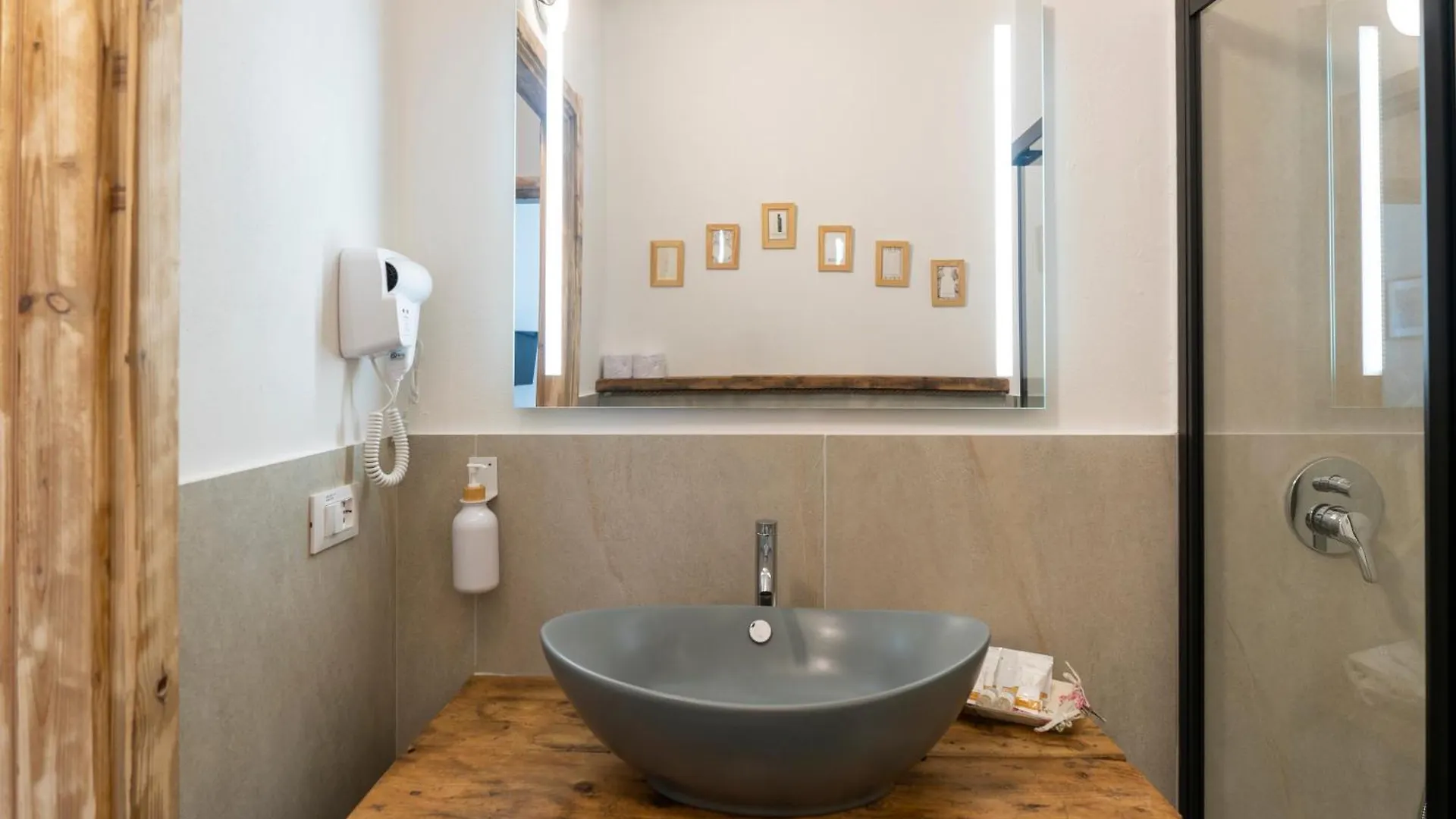 Gæstehus Salice Divino Hotel Lezzeno