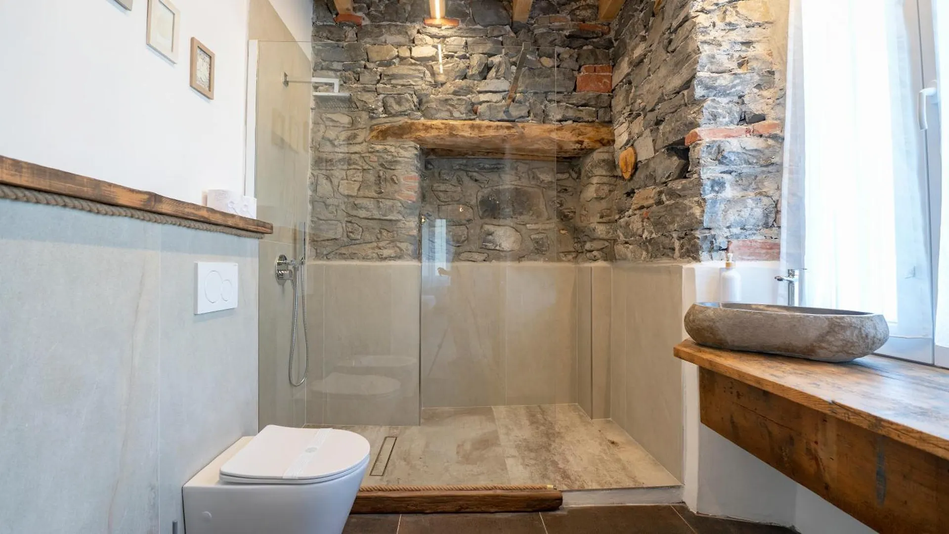 Guest house Salice Divino Hotel Lezzeno Italy